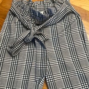 Stretchy, plaid pant